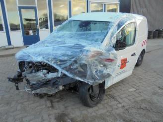 Vaurioauto  commercial vehicles Volkswagen Caddy Caddy Cargo V (SBA/SBH), Van, 2020 2.0 TDI BlueMotionTechnology 2022/1